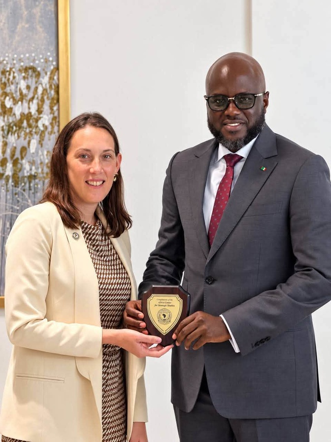 Sécurité et défense: El Malick Ndiaye échange avec une délégation Américaine sur le contrôle parlementaire