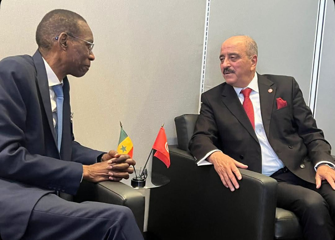 Cheikh Niang reçoit Mohamed Al Nafti en marge de la 81e Assemblée générale de l'ONU
