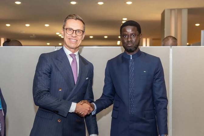 Bassirou Diomaye Faye s'entretient avec le président finlandais Alexander Stubb à New York