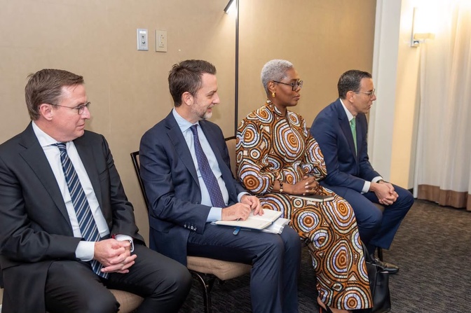 Gaz et développement : Diomaye Faye échange avec le patron de Kosmos Energy