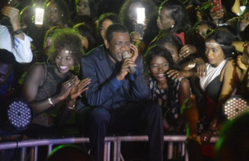 Photos-Concert Cices: Youssou Ndour en toute complicité avec ses fans
