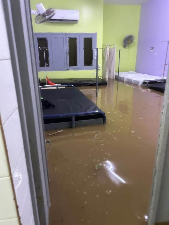 Fortes pluies à Dakar : le centre de santé Philippe-Maguilène Senghor inondé en images