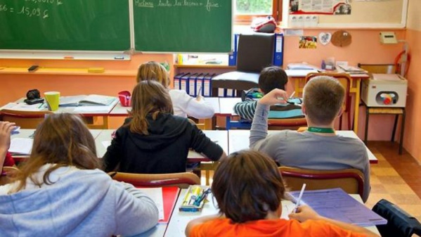 Un professeur de médecine enseigne une leçon pleine d’humilité