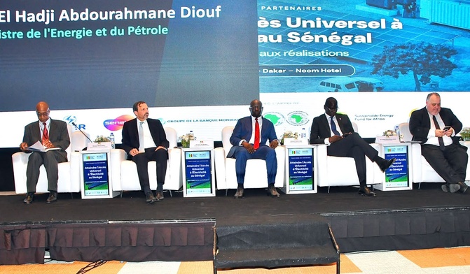 Électricité pour tous en 2029 : le Sénégal décroche 998 milliards de FCFA d’engagements