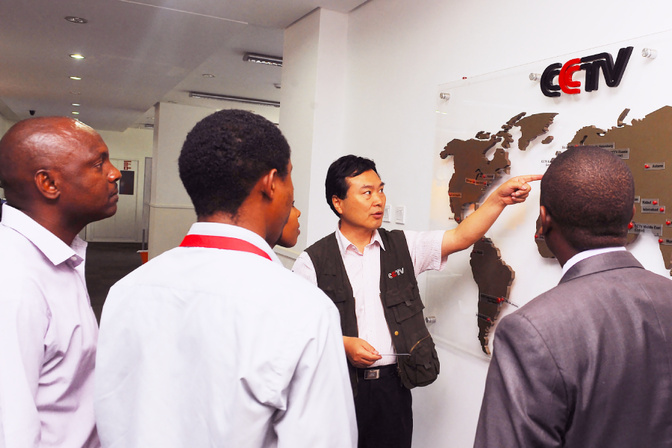 Chine : des journalistes et responsables politiques de 30 pays explorent les fondements du socialisme aux caractéristiques chinoises