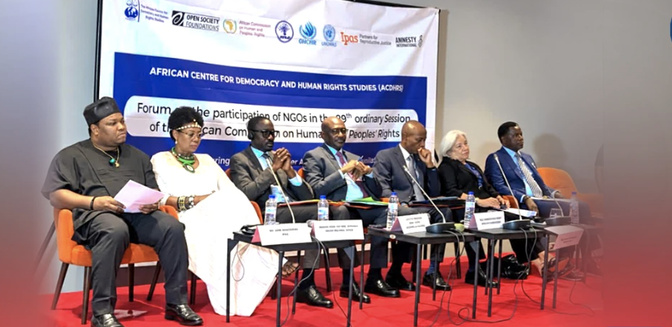 Un atelier sur l’eau et l’assainissement ouvert à Dakar dans le cadre du forum des ONG