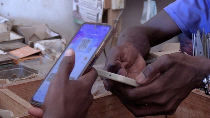 Mobile Money : la Police nationale alerte sur une vague d'arnaques via WhatsApp
