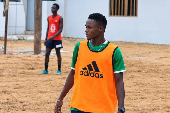 Ousseynou Toma Diop, une pépite des navétanes qui rêve de football
