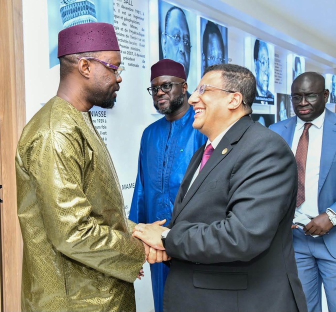 Assemblée nationale : Ousmane Sonko reçoit les ambassadeurs de France, d’Iran et de Chine