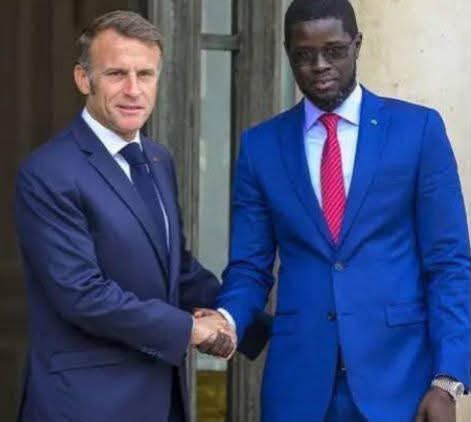 Emmanuel Macron annule sa visite officielle au Sénégal et au Nigeria