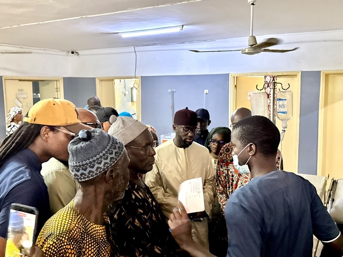 Accident sur l’axe Ndande–Kébémer : le ministre Abdoul Ahad NDIAYE présente ses condoléances aux familles endeuillées