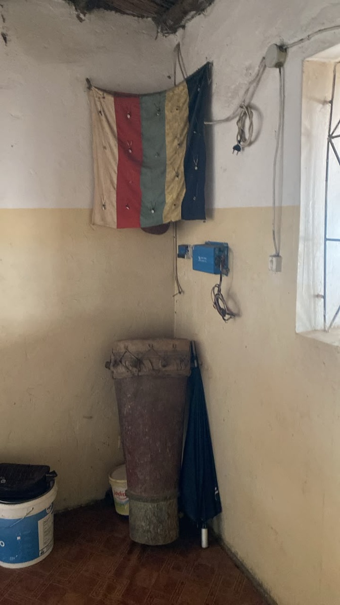 Ziguinchor : la gendarmerie démantèle le siège du MFDC et interpelle 28 individus, des drapeaux et des documents saisis
