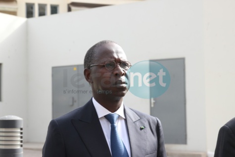 En images-  Présentation de condoléances du  gouvernement et de l'Assemblée nationale du Sénégal à la France
