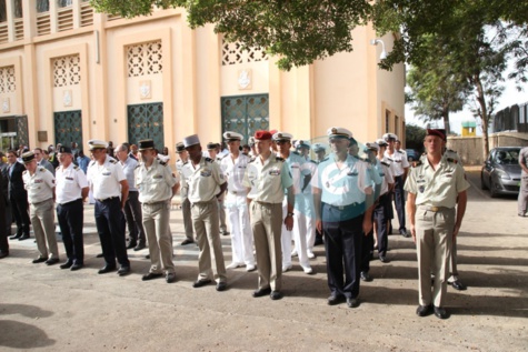 En images-  Présentation de condoléances du  gouvernement et de l'Assemblée nationale du Sénégal à la France