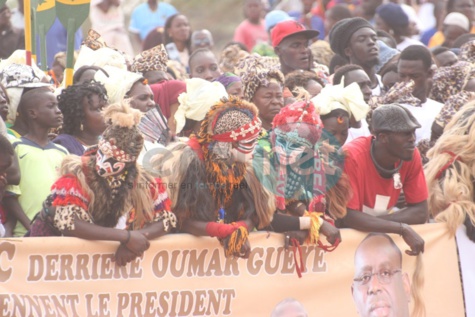 Images-Macky Sall inaugure une usine de pêche à Sangalkam