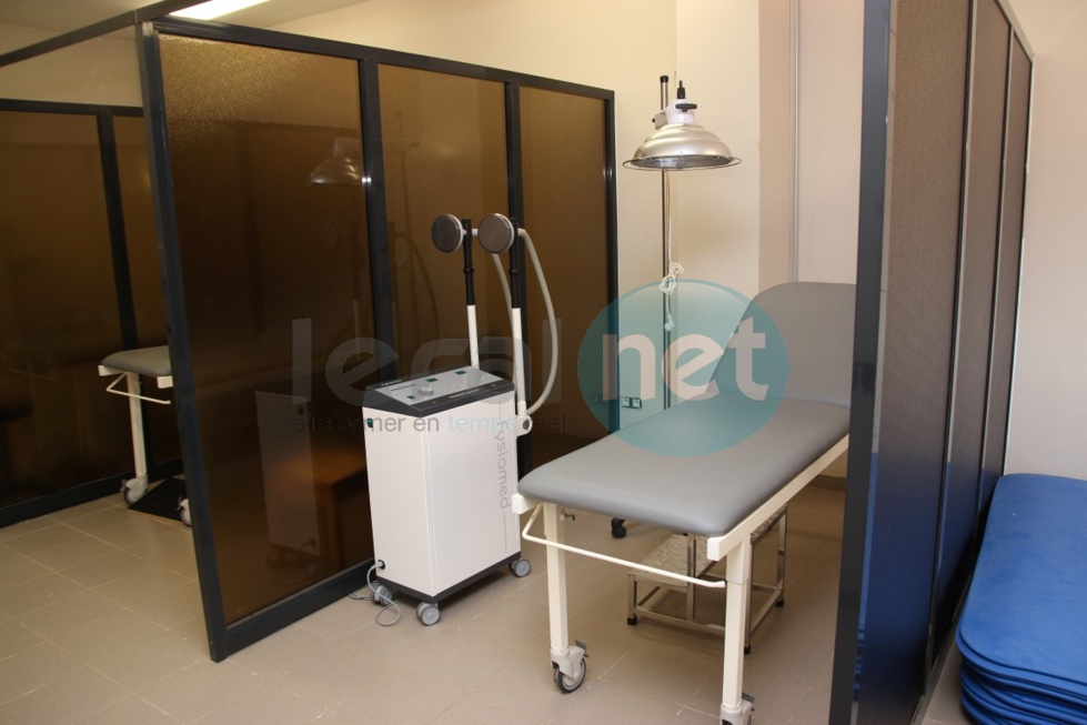 En images la visite du chef de l'Etat à l'hôpital Dalal Diam de Guédiawaye