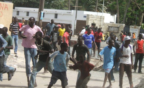 Urgent - Préparatifs du meeting de Bamba Fall : Deux journalistes brutalisés et arretés par la police
