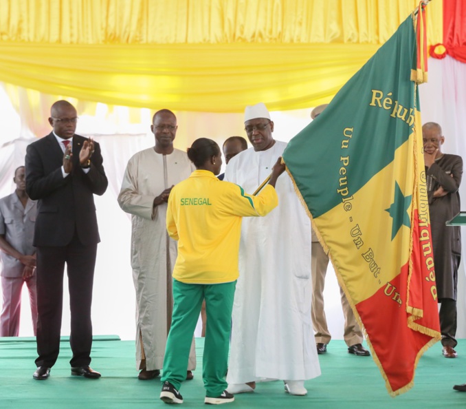 Photos-Cérémonie de remise du drapeau national aux athlètes devant représenter le Sénégal aux J.O 2016