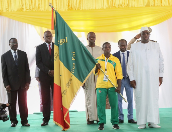 Photos-Cérémonie de remise du drapeau national aux athlètes devant représenter le Sénégal aux J.O 2016