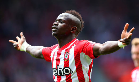 Sadio Mané à cœur ouvert : "Ma famille m'interdisait de jouer au foot"
