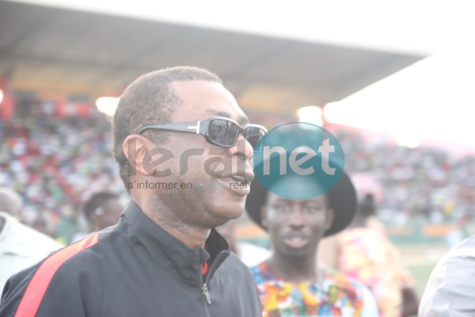 21 Photos-Les coulisses du match de gala rappeurs vs mbalakhmen
