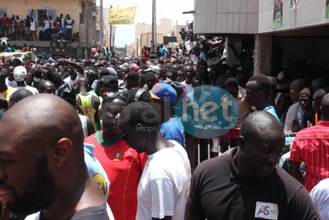 Photos + Vidéo- Parcelles Assainies, c'est une  liesse populaire chez Modou Lô 