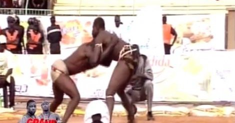 Lutte: Boy innocent bat Modou Kamara