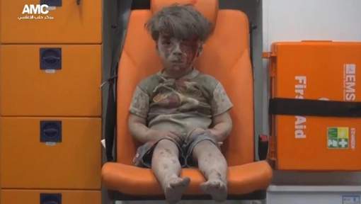 L'horreur quotidienne à Alep résumée sur cette image poignante