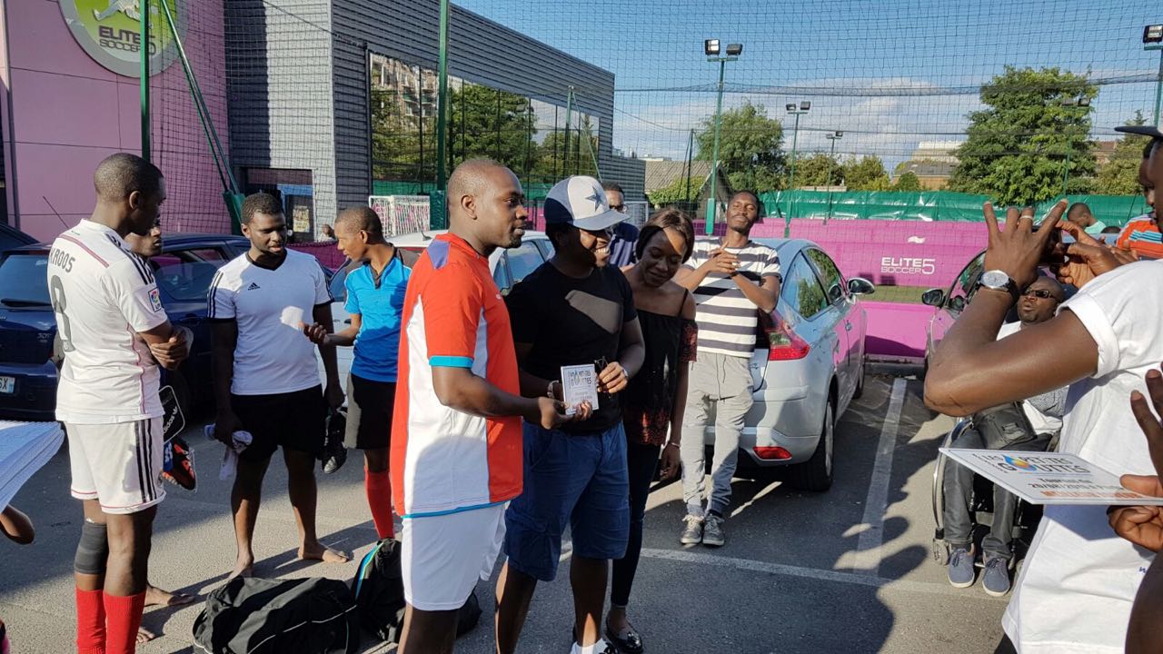 Social foot day de La petite Goutte  : Paris comme Dakar !