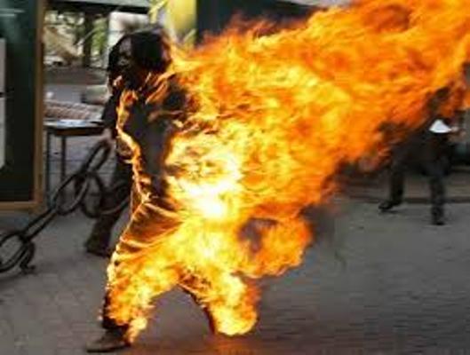 PIKINE: une femme s’asperge d’essence et s’immole par le feu