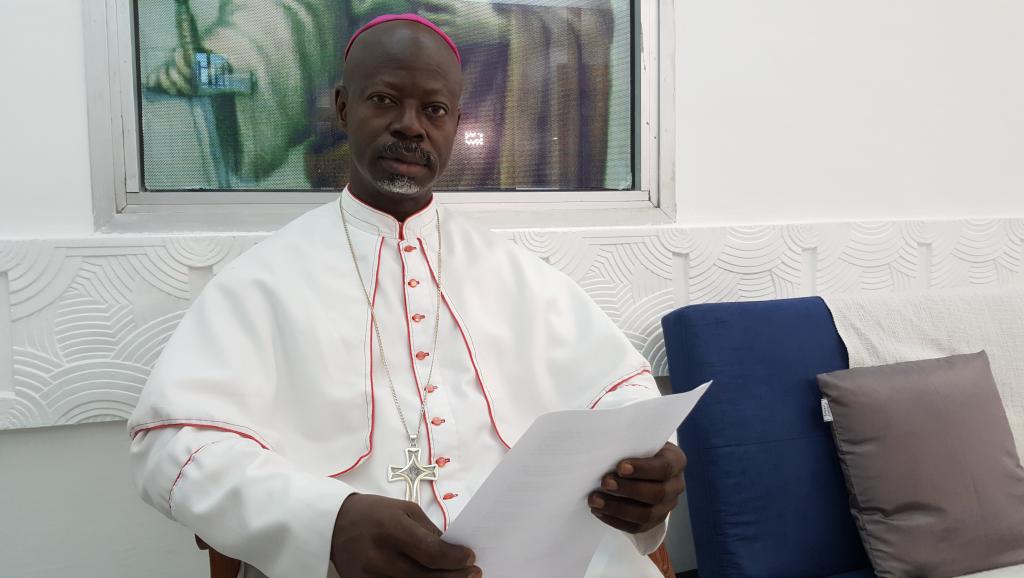 Monseigneur Mathieu Madéga Lebouakéhan, président de la conférence épiscopale du Gabon.