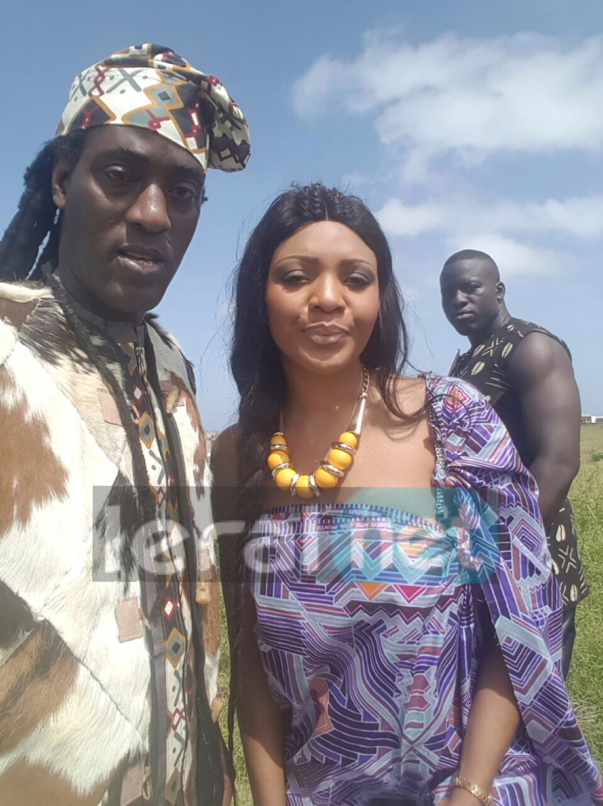 Photos: Les premières images du tournage de la nouvelle vidéo de Mame Goor