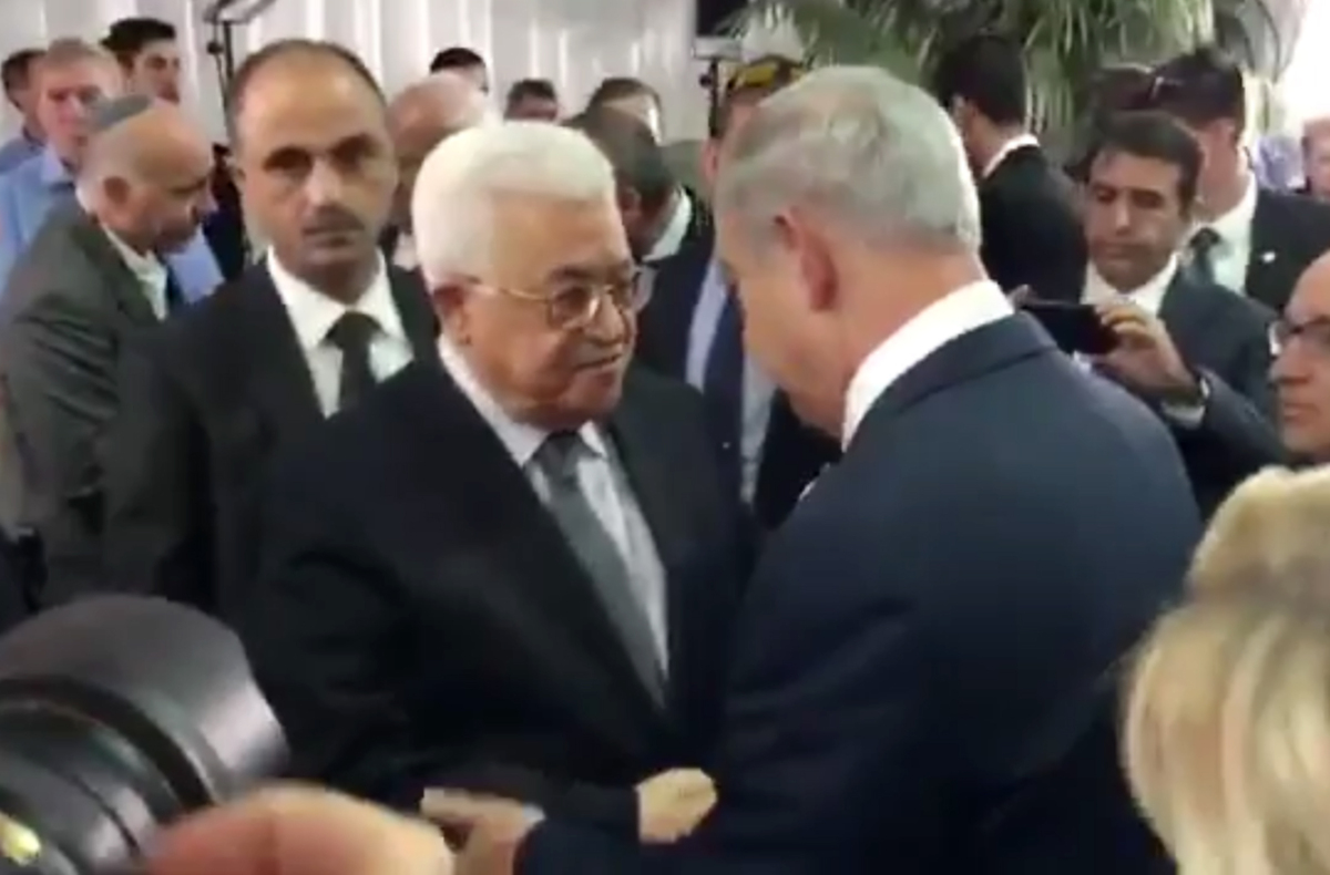 Le président palestinien Mahmoud Abbas et le Premier ministre israélien Benyamin Netanyahou
