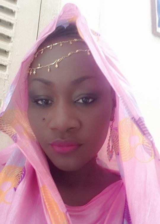 Niatam Ba, la nouvelle mariée tout en rose