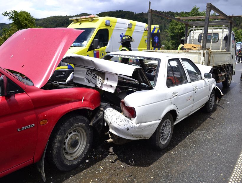 Drame à Linguère: une collision entre un camion de transport de marchandises et un véhicule Peugeot fait deux mort et 30 blessés