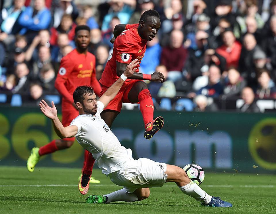 Premier League : Liverpool de Sadio Mané a enfoncé Swansea