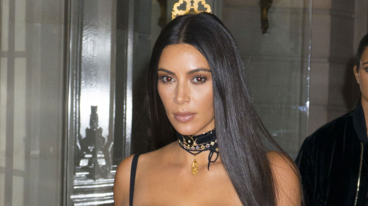 Kim Carda Kim Kardashian : sa téléréalité suspendue à la suite de son braquage