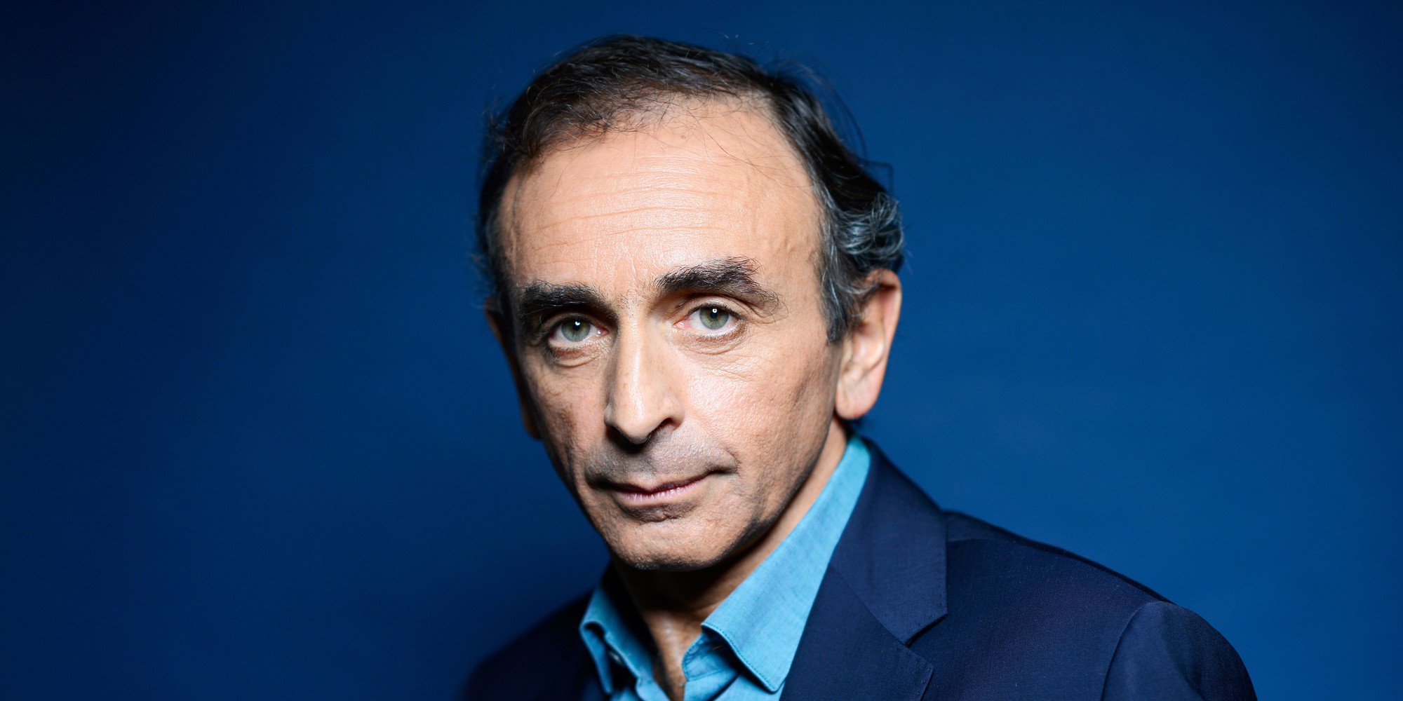 Eric Zemmour a affirmé respecter les djihadistes prêts à mourir pour ce en quoi ils croient .