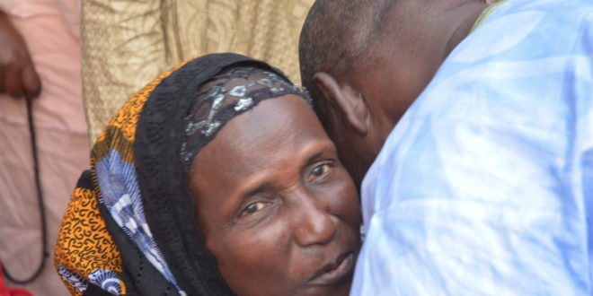 Photos : Youssou Ndour présente ses condoléances chez Dégueune Chimère au Point E