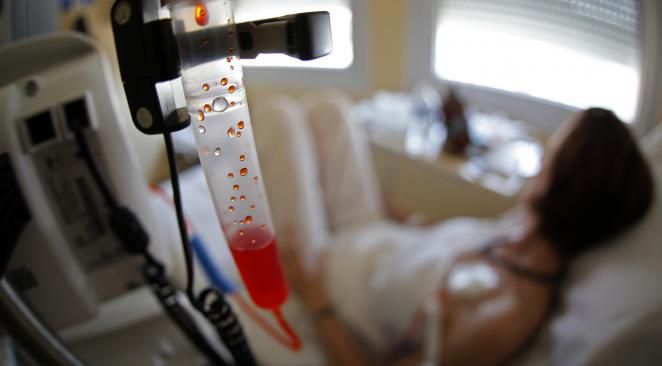 Comment Carole, 35 ans, tout juste maman, s'est retrouvée dans le coma huit ans, suite à une erreur médicale