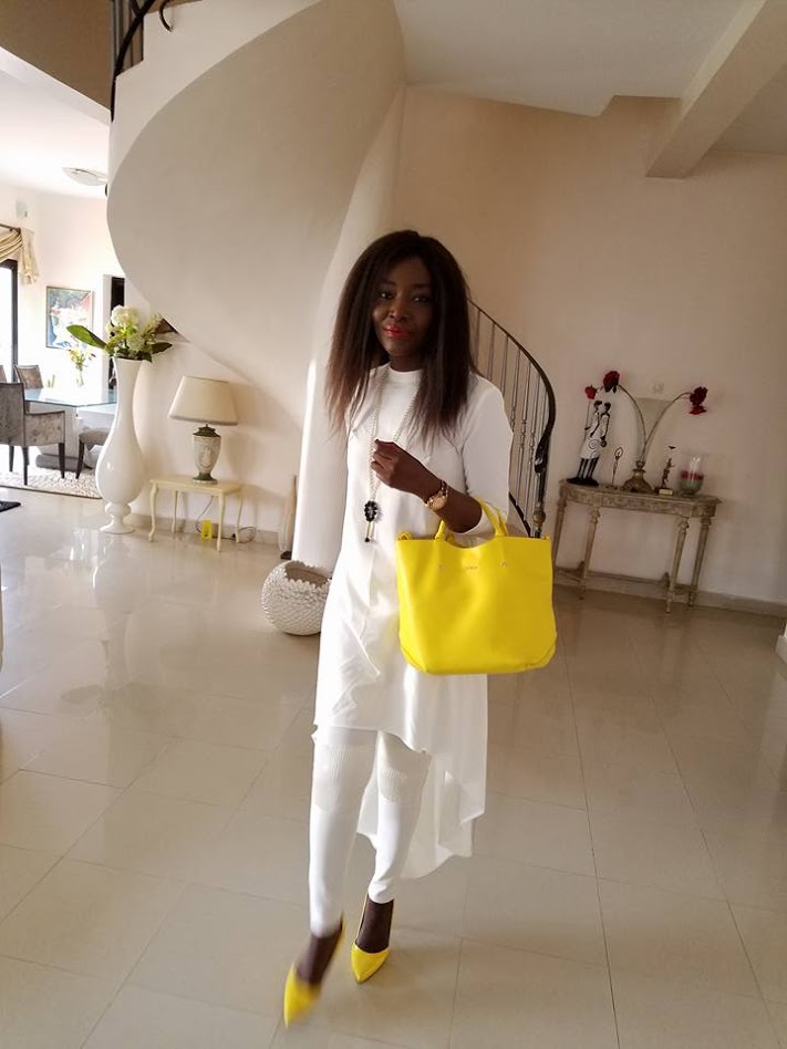 Photos : Coumba Gawlo en blanc et jaune dans toute sa splendeur