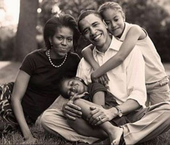 Le couple Obama et leurs filles