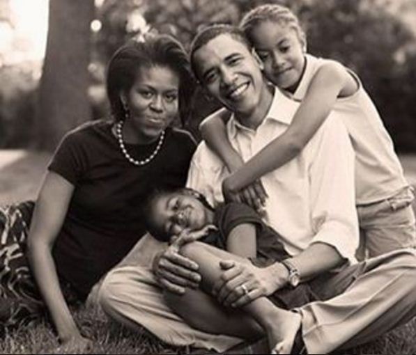Le couple Obama et leurs filles