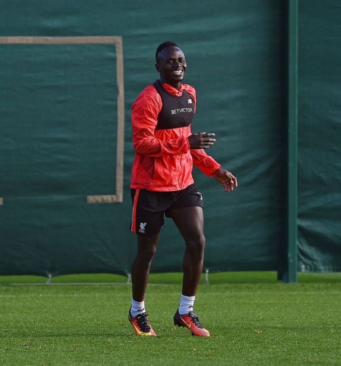 Liverpool : Sadio Mané, Coutinho, Lallana à l’entrainement à la salle de formation en préparatif du match contre West Bromwich le samedi prochain