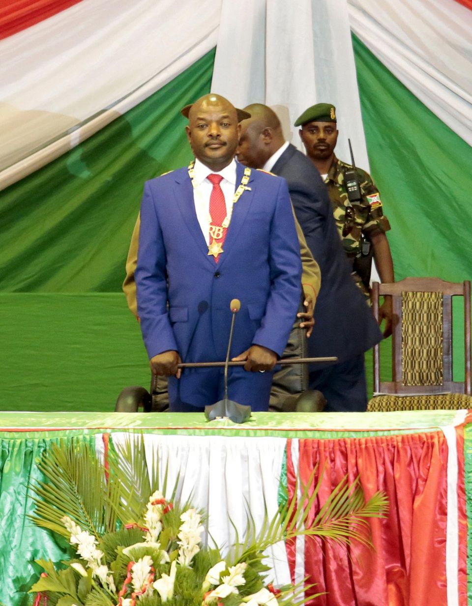 Le président burundais Pierre Nkurunziza lors de son accession au pouvoir, pour un troisième mandat d'affilée, à Bujumbura le 20 août.