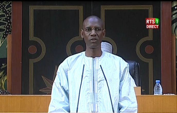 Le ministre de l'intérieur, Abdoulaye Daouda Diallo à l'Assemblée nationale le 27 octobre pour répondre aux questions d'actualité