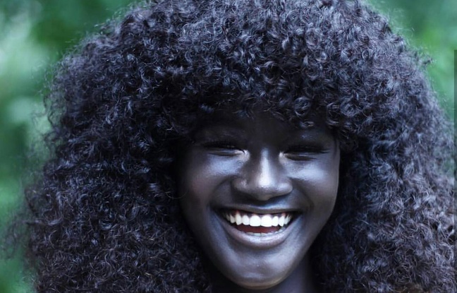 Photos : Khoudia Diop, une Sénégalaise de 19 ans, la top modèle la plus noire du Monde