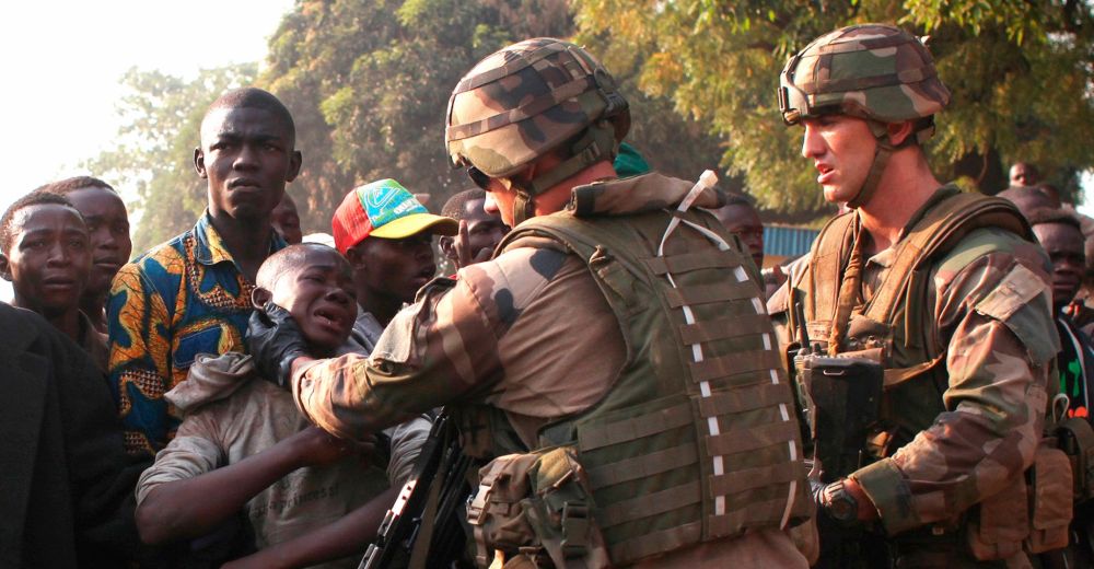 L'opération militaire française en Centrafrique, Sangaris, prend fin officiellement ce dimanche, avec le déplacement à Bangui du ministre de la Défense Jean-Yves le Drian.