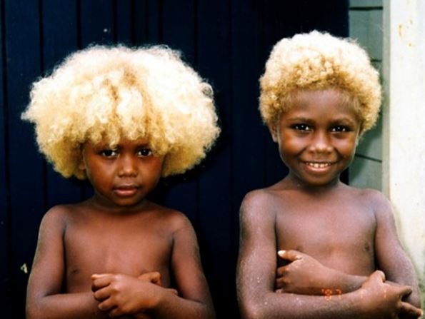 ​Insolite : Les Mélanésiens, ces noirs aux cheveux blonds (photos)