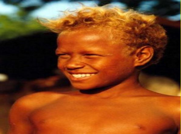 ​Insolite : Les Mélanésiens, ces noirs aux cheveux blonds (photos)